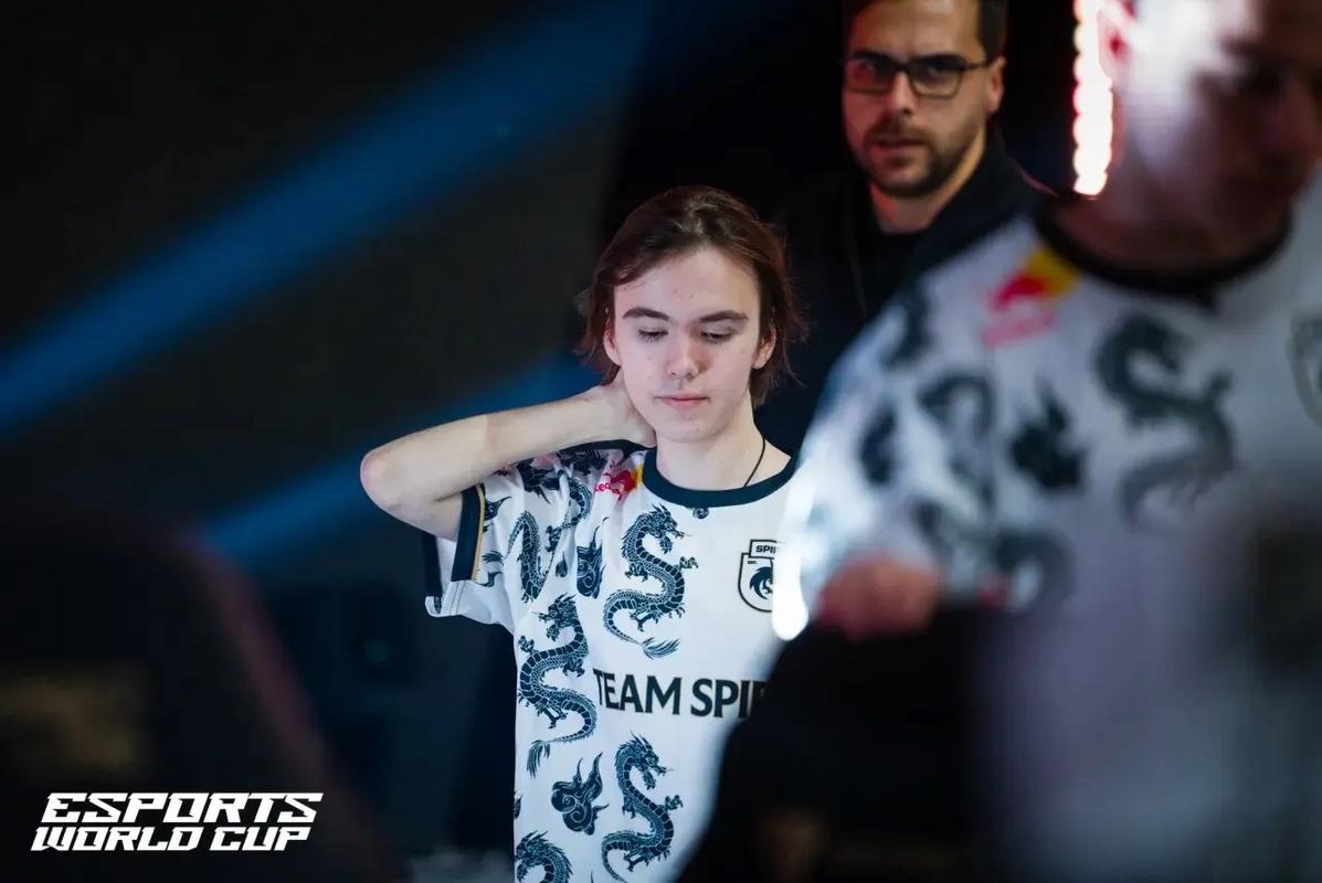 4396看起来越来越高！Tarzan盲僧一局只造成了885点伤害