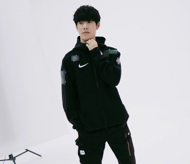 VCT CN 发布了 TYLOO 赛季阵容： Eren ／ 5CM ／Antetokounmpo／ ninebody ／慢慢来