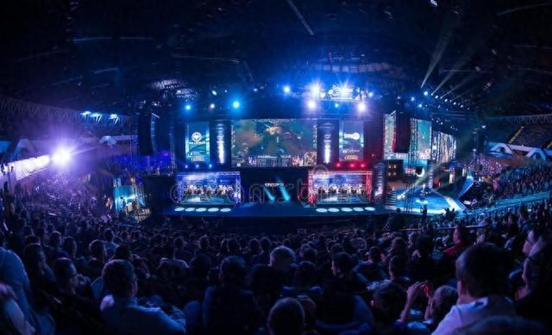 这能忍？DOTA2解说竟公开辱骂战队